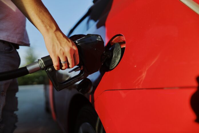 На заправках «Башнефти» повысили цены на бензин.