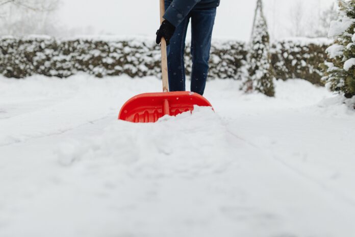 Руководителя «Службы по благоустройству» в Уфе привлекут к ответственности за некачественную уборку снега