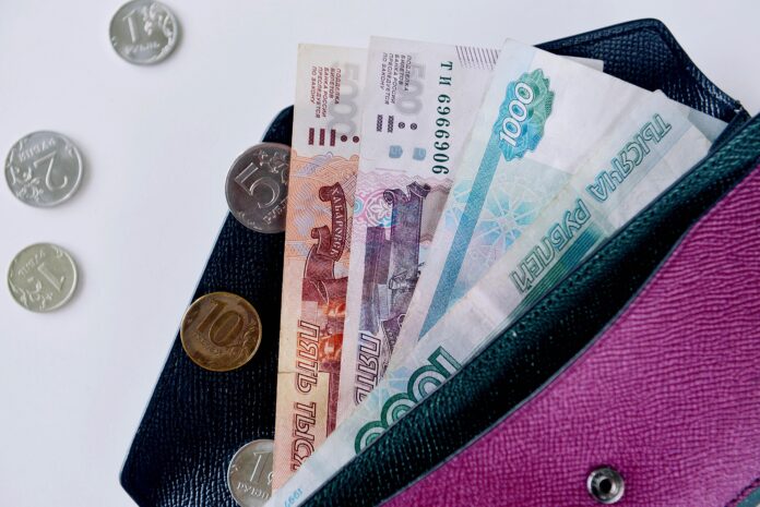 В Башкирии суд обязал выплатить медработникам «ковидные» бонусы