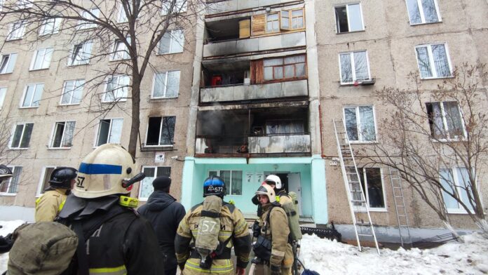 В Уфе из-за пожара в общежитии эвакуировали студентов аграрного университета