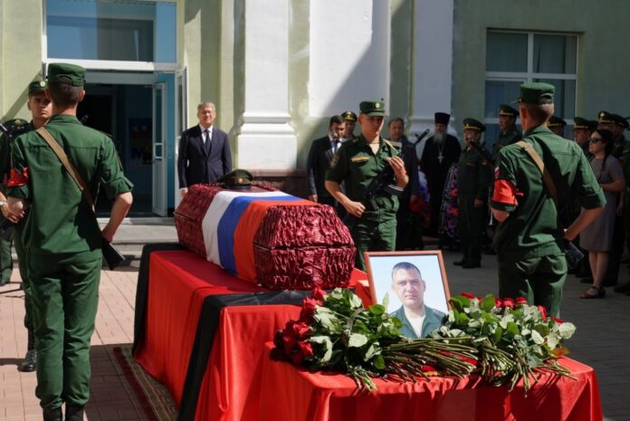 В Башкирии прошли похороны ефрейтора Александра Радченко, который погиб на Украине