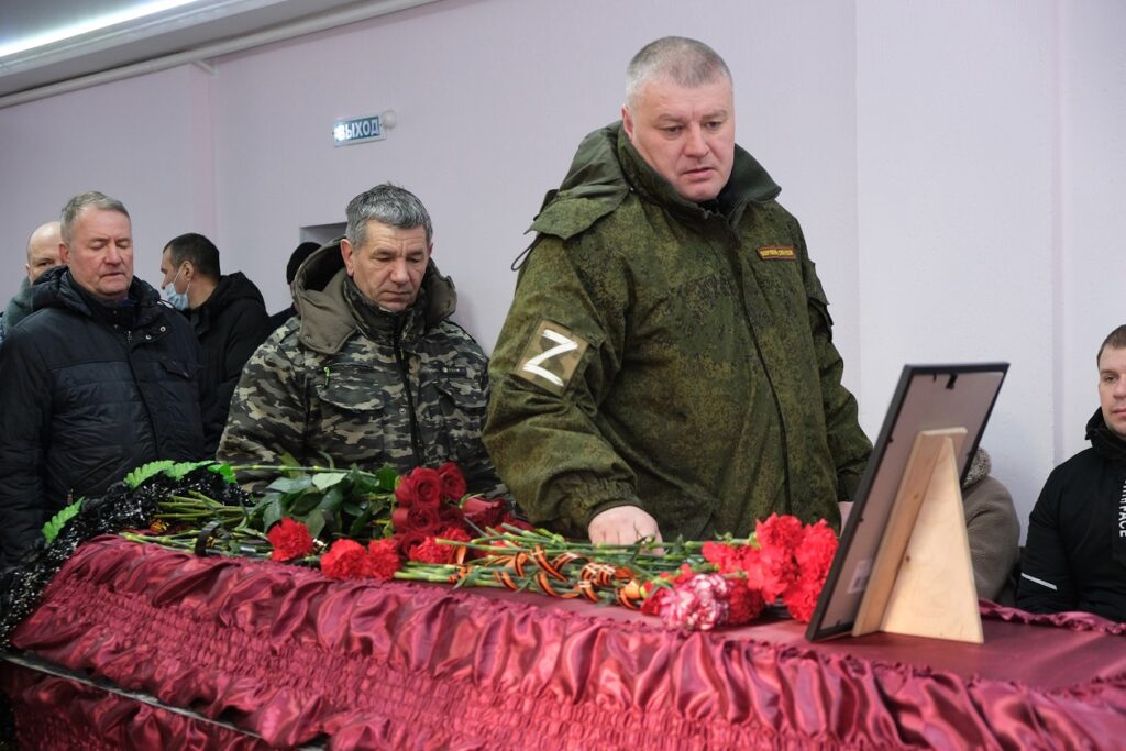 «Самая жесткая работа на СВО»: в Башкирии простились с Артуром Гизатуллиным