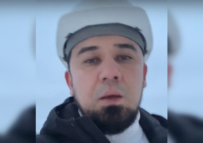 Глава ДУМ Башкирии Айнур Биргалин записал видео с места падения купола одного из минаретов мечети «Ар-Рахим»
