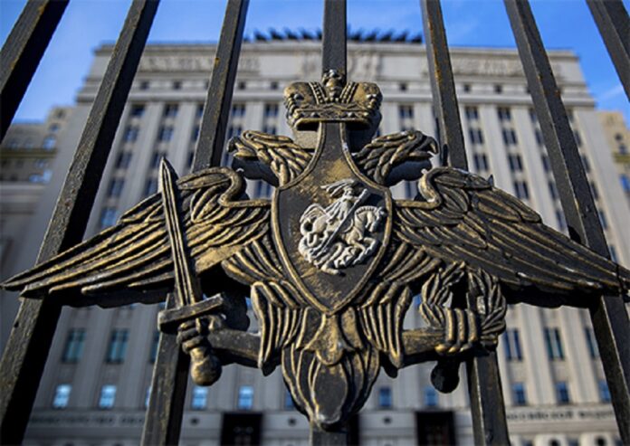 В России с 1 апреля изменят процедуру вручения повесток в военкоматы