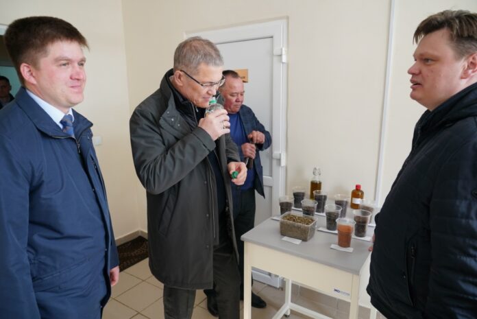 «Давно хотел сюда приехать»: Радий Хабиров показал работающий 24/7 завод