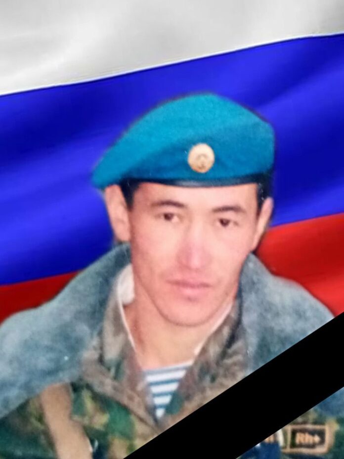 В Башкирии похоронили гвардии ефрейтора СВО Марата Ханова