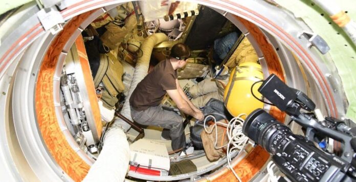 22 июня Роскосмос покажет работу астронавтов в открытом космосе
