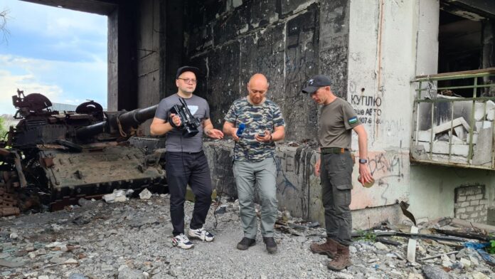 Военкор СВО из Башкирии показал, как фашисты из Киева прятали танки в жилых кварталах