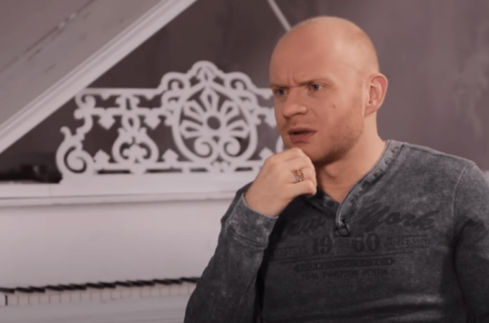 Актер Александр Лойе заявил, что давно не следит за современным «Ералашем»