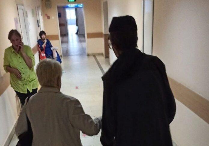 В Уфе 76-летнего пенсионера с потерей памяти нашли в больнице