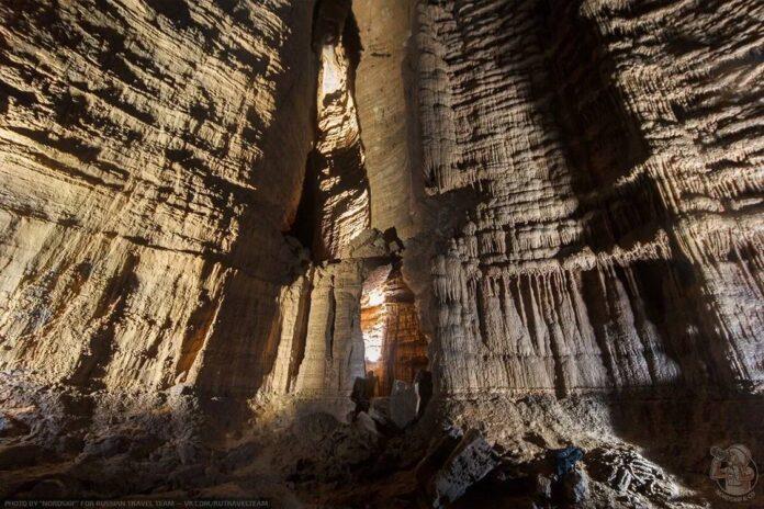 В Башкирии в пещере пропала группа туристов из семи человек