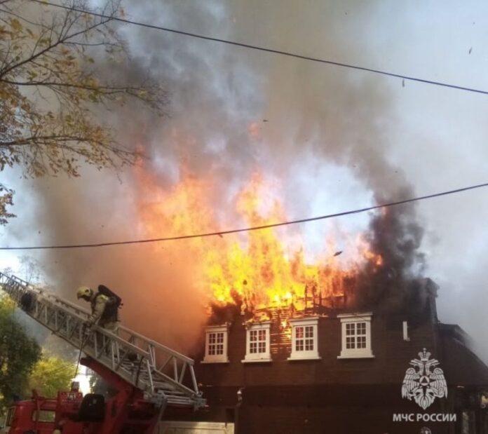 Сварочные работы на крыше могли стать причиной пожара в ресторане «Тихая гавань» в Уфе
