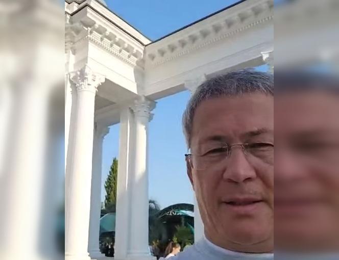 Радий Хабиров показал, какую колоннаду построят в Уфе на Набережной Белой