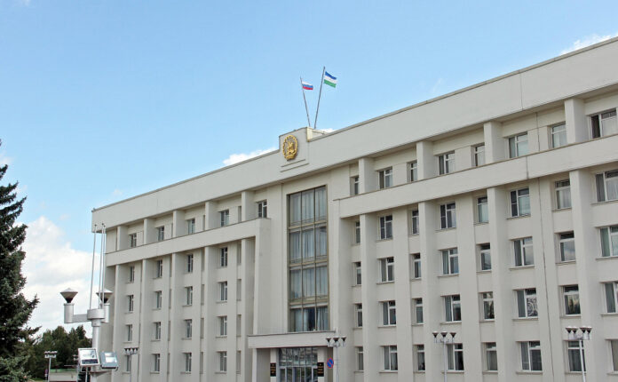 Бориса Беляева и Рамзиля Кучарбаева уволили из правительства Башкирии после решения ВС РБ