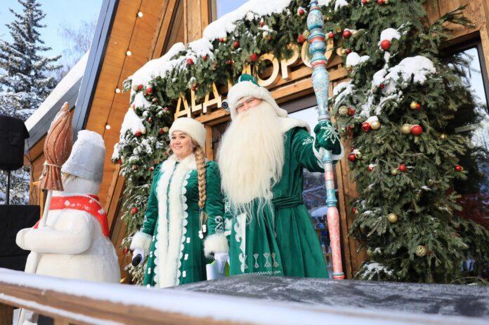 Резиденцию Деда Мороза в Уфе посетили 130 тысяч человек