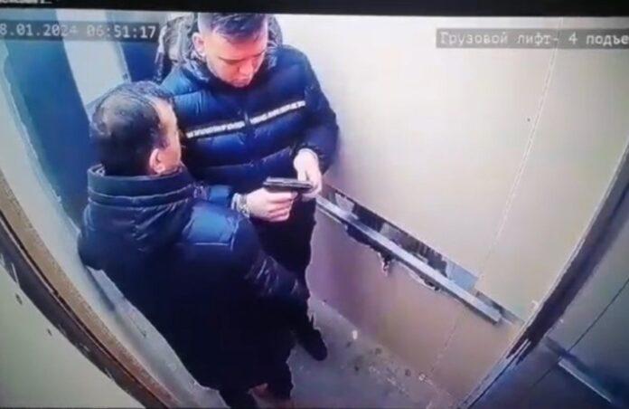В Уфе в элитном жилом комплексе двое мужчин устроили стрельбу в лифте