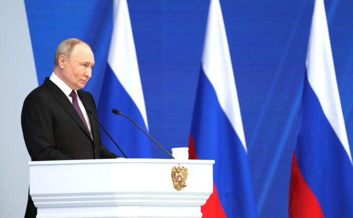Путин предложил заменить мораторий на проверки на рискориентированный подход