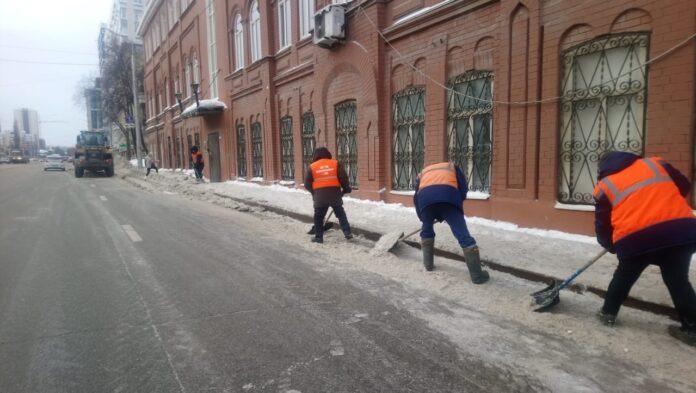 Уфимцев попросили не мешать уборке снега