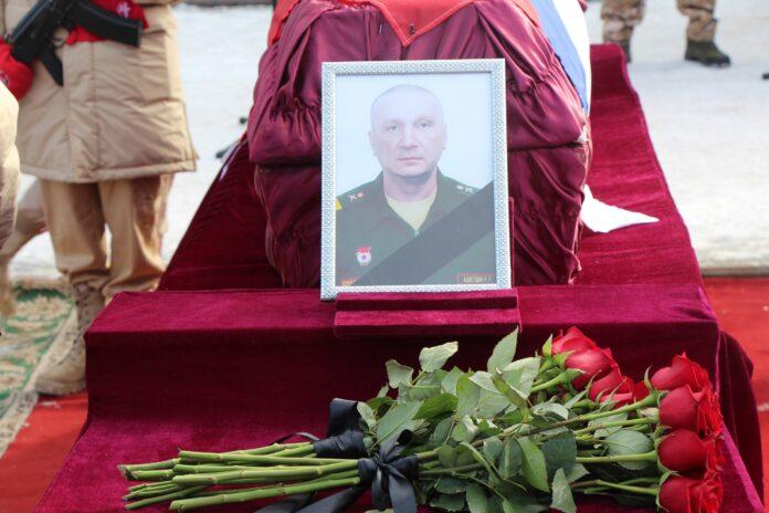В Башкирии простились с 48-летним старшим сержантом СВО Русланом Ахметшиным