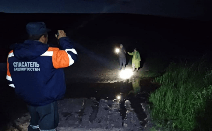 В Башкирии на водопаде Гадельша потерялись два человека
