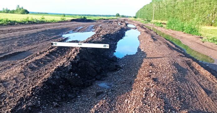 В Башкирии водитель раскритиковал чиновников за отписки на жалобы из-за дорог